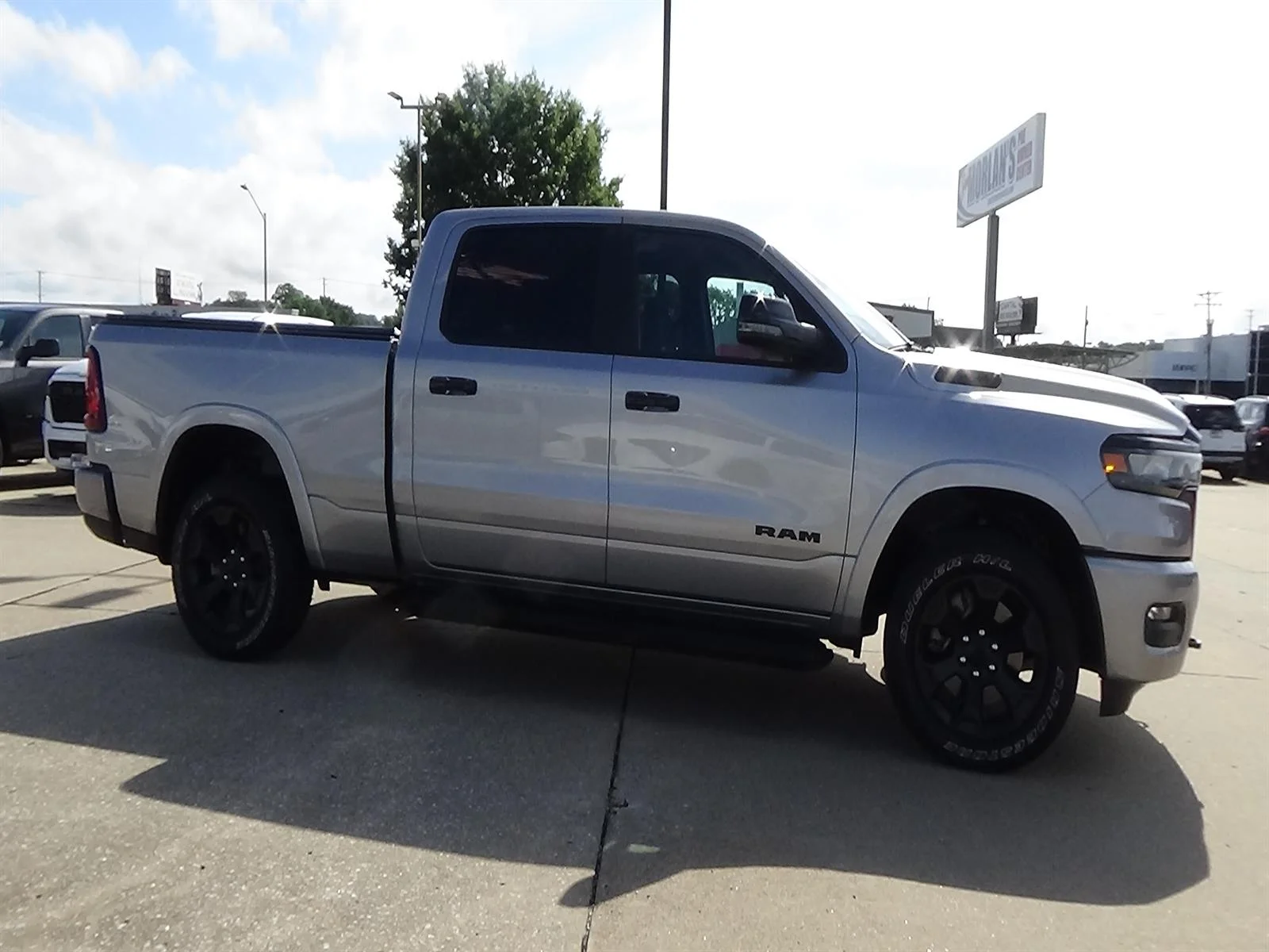 Certified Used 2025 Billet Silver Metallic Clear Coat (psc) RAM Big Horn image 5