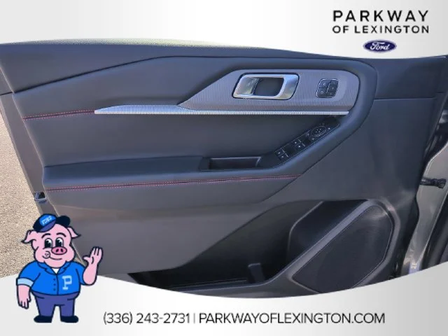 Used 2025 Gray Ford ST-Line image 12