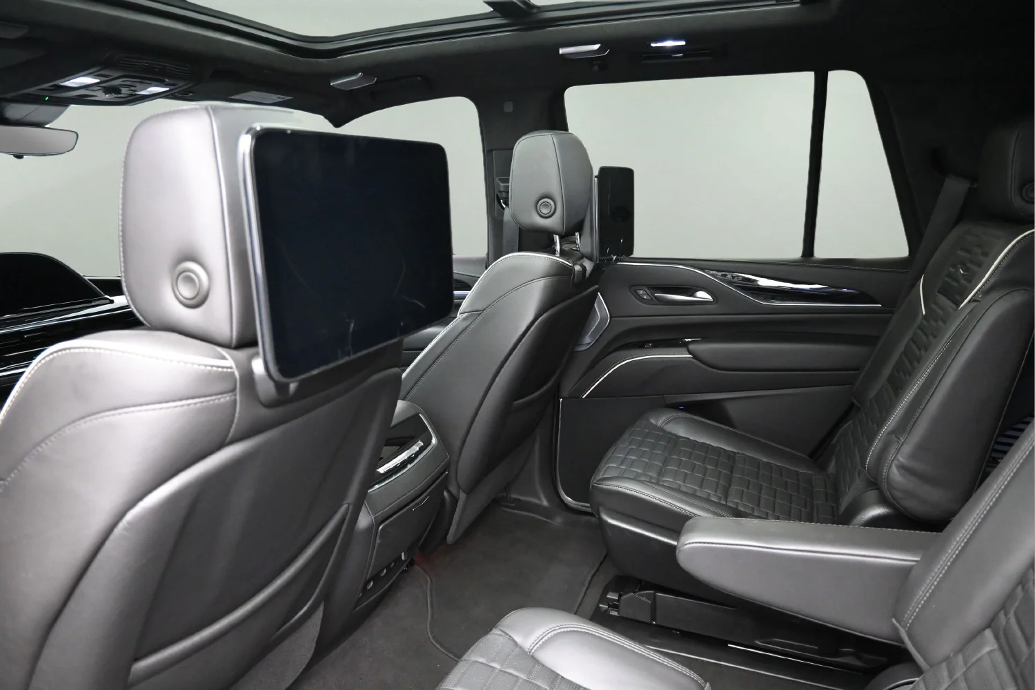 Used 2024 Black Raven Cadillac V-Series image 13