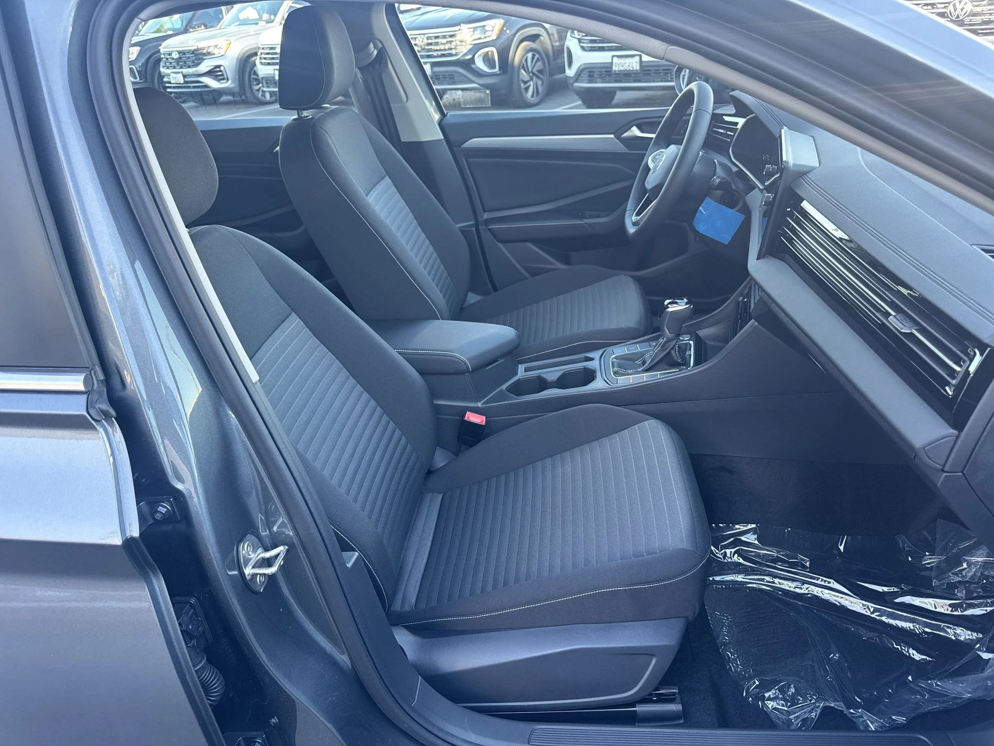 New 2027 Platinum Gray Metallic Volkswagen S image 20