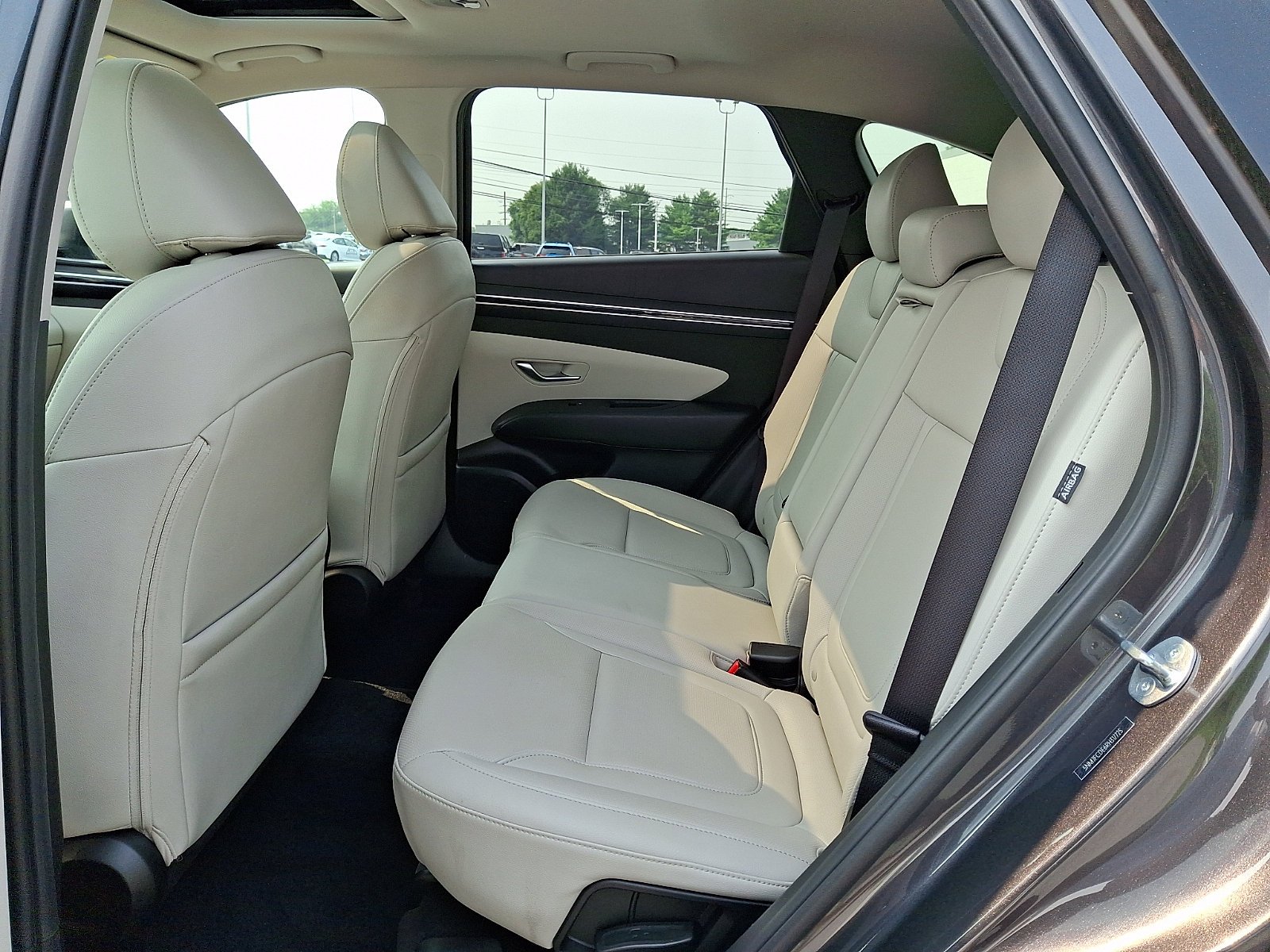 Used 2024 Dark Gray Metallic Hyundai SEL image 11