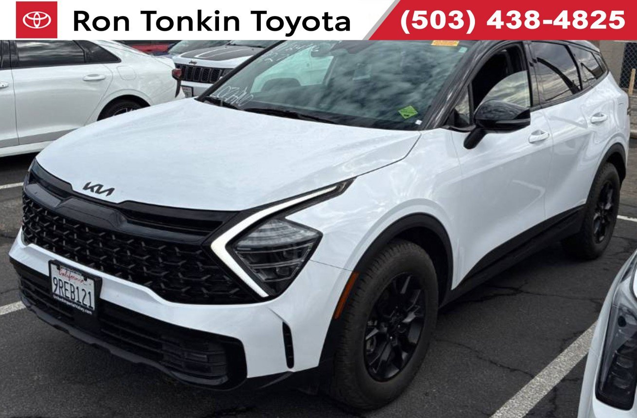 Used 2025 Glacier White Pearl/Ebony Black Roof Kia X-Pro image 1