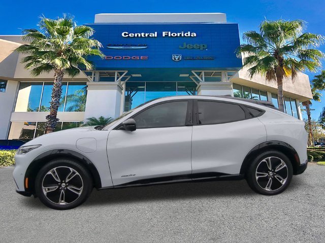 Used 2023 White Ford Premium image 8