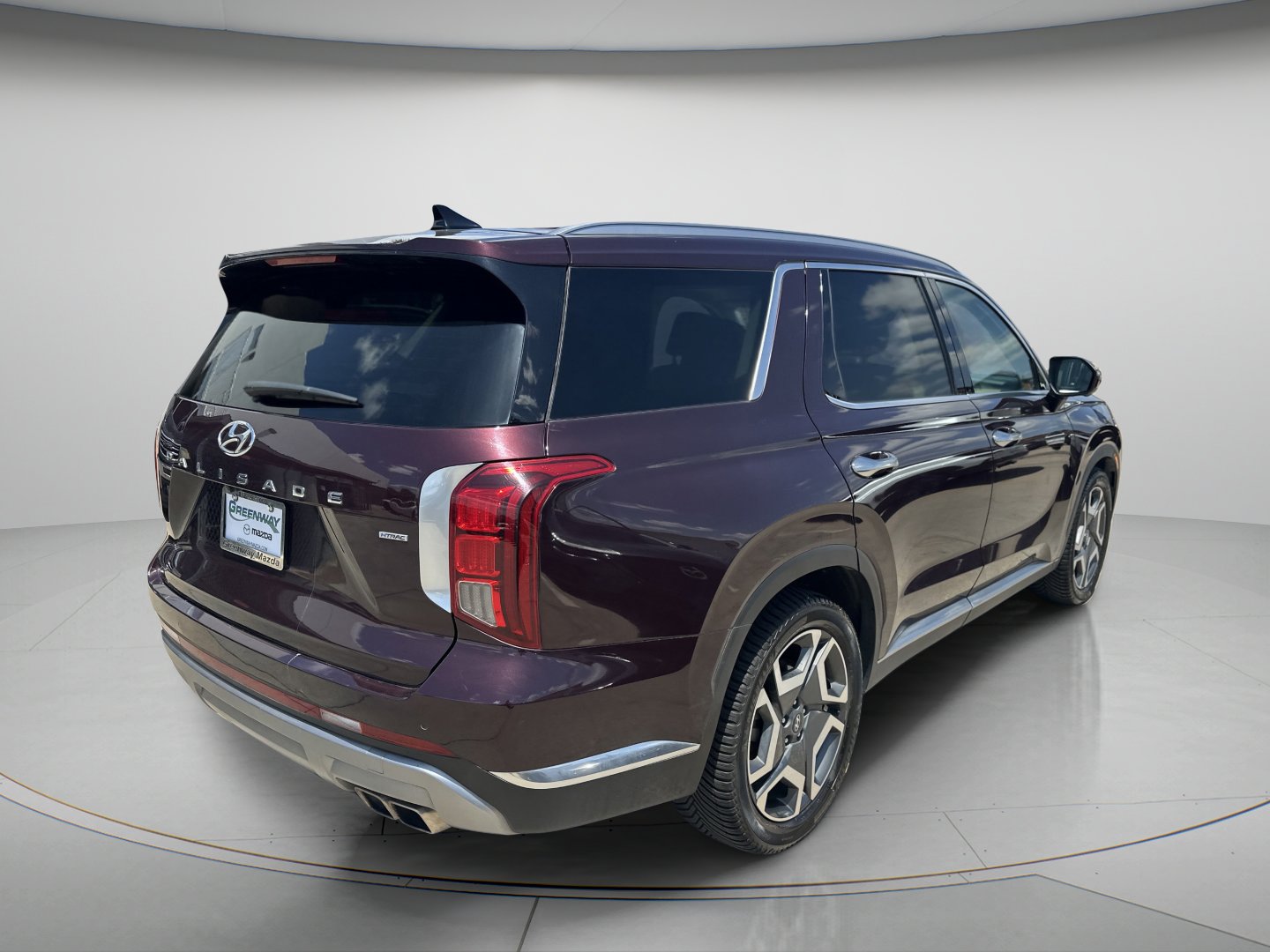 Used 2024 Sierra Burgundy Hyundai Limited image 7
