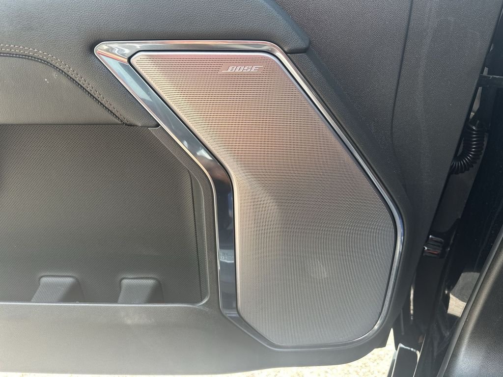 Used 2024 Black Chevrolet High Country image 31