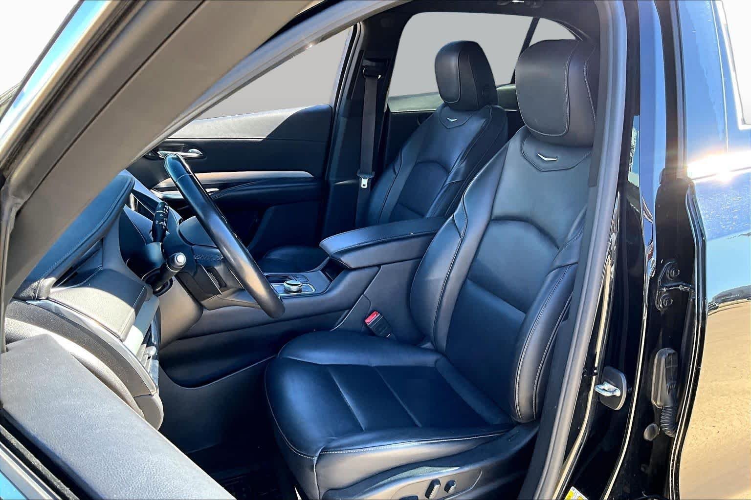 Used 2022 Stellar Black Metallic Cadillac FWD Premium Luxury image 7