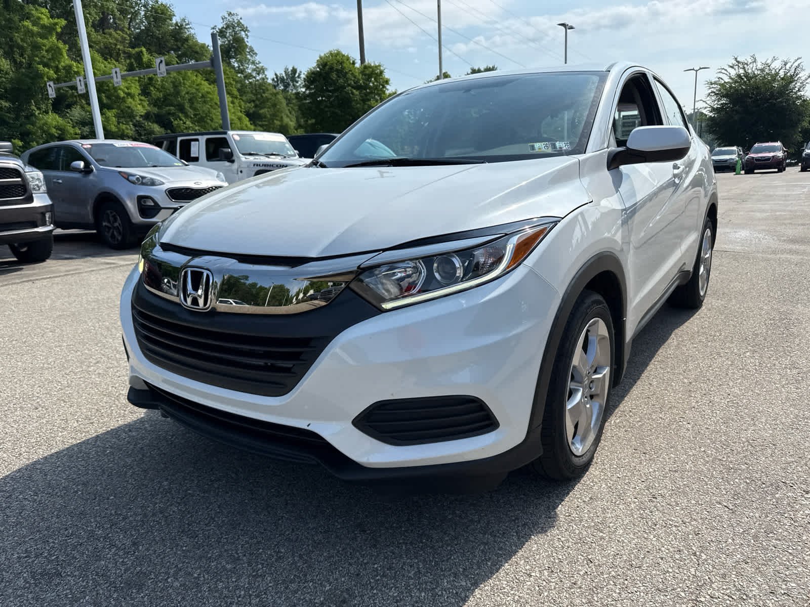 Used 2021  Honda LX image 3