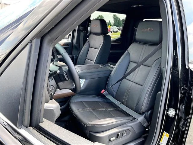 New 2026 Black Chevrolet High Country image 10