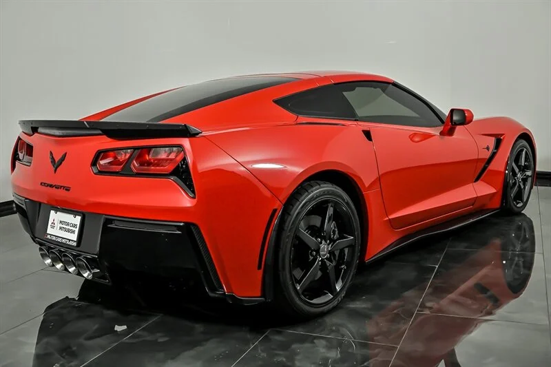Used 2015 Crystal Red Tintcoat Chevrolet Stingray image 9