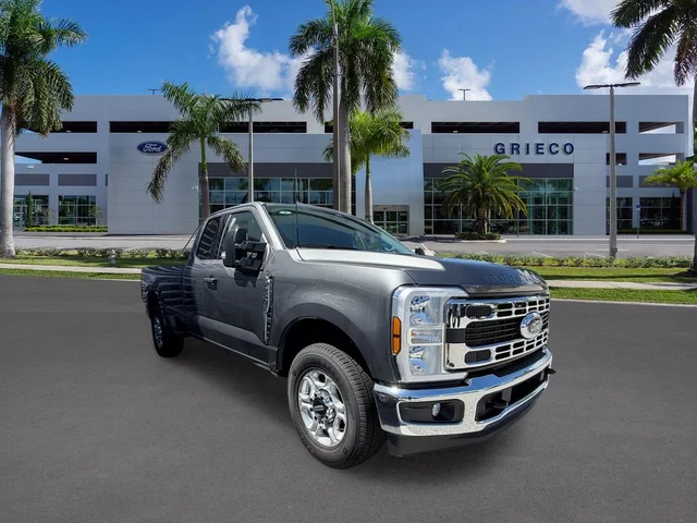 2026 Ford Super Duty F-250® XLT
