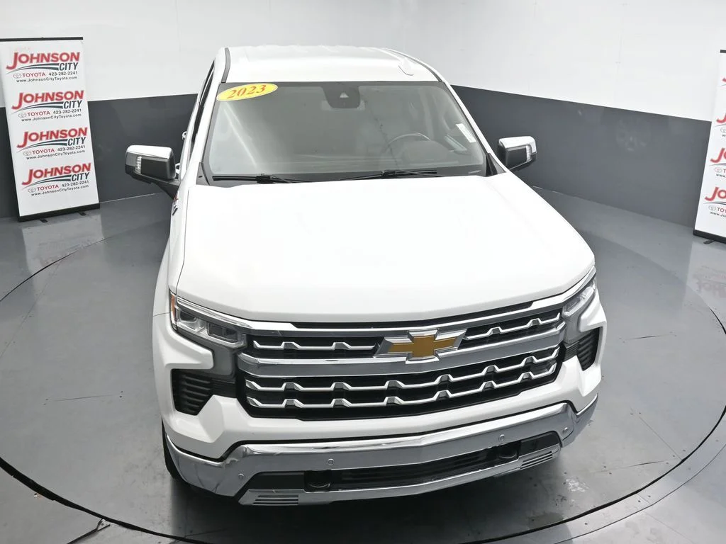 Used 2023 White Chevrolet LTZ image 27