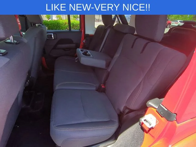 Used 2025 Red Jeep Sahara 4xe image 27