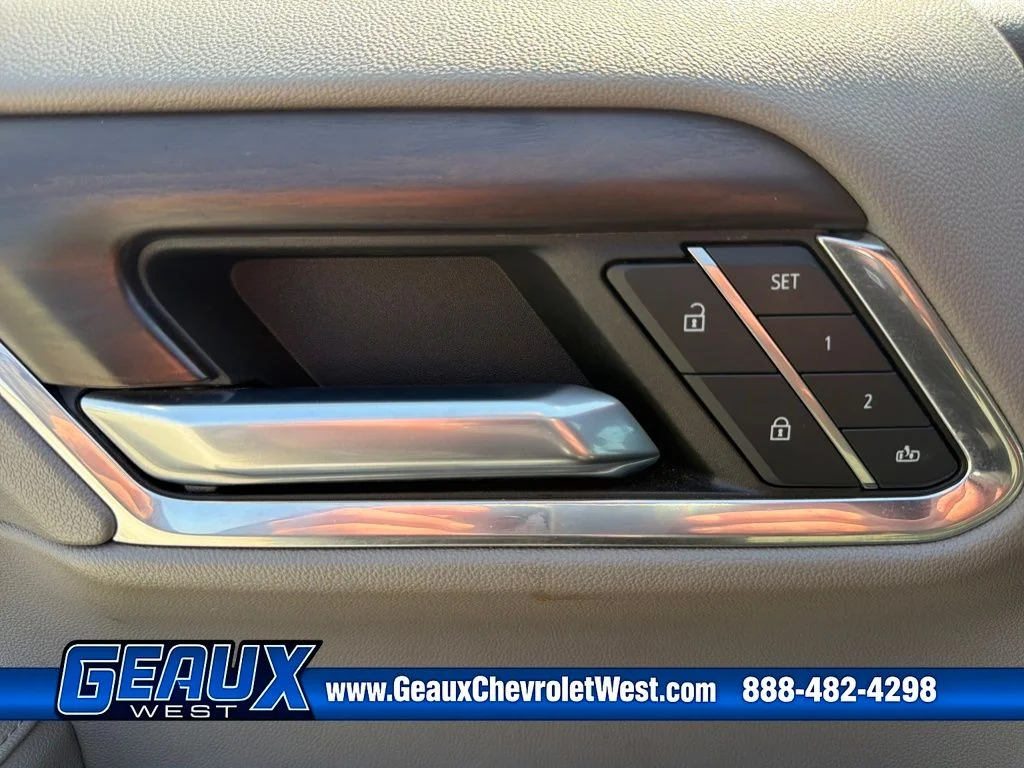 Used 2023 Red GMC SLT image 47