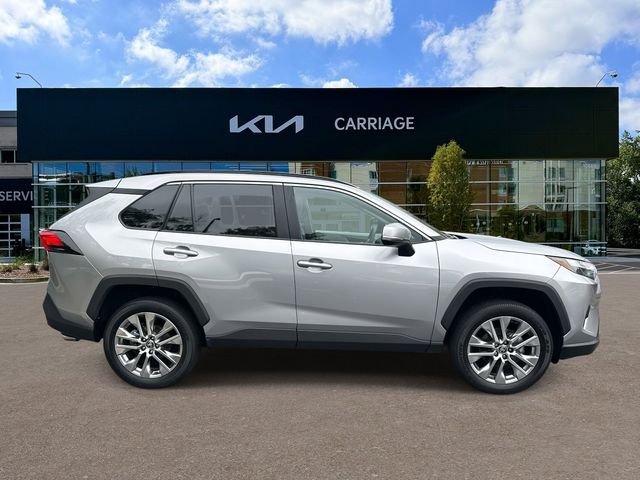 Used 2023 Silver Toyota XLE Premium image 9