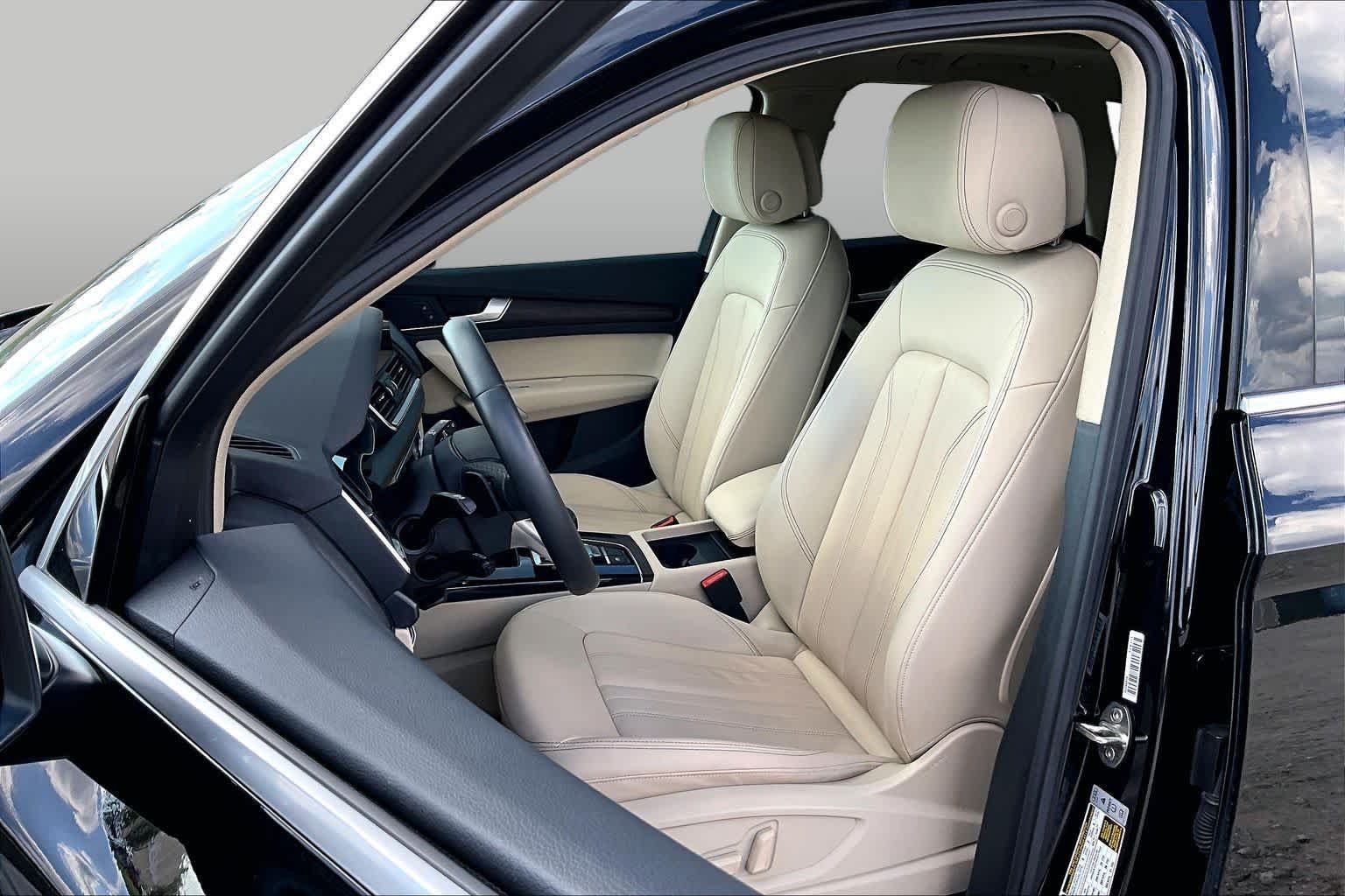 Used 2023 Mythos Black Metallic Audi S line Premium image 8