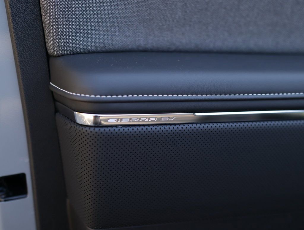 2026 GMC Sierra EV Elevation - Photo 26