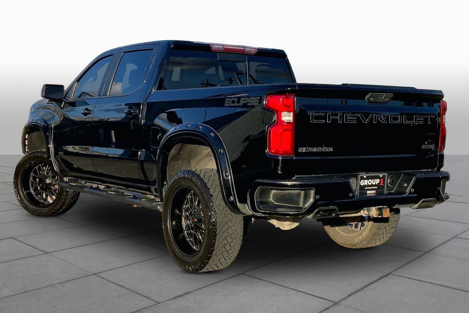 Used 2021 Black Chevrolet RST image 11