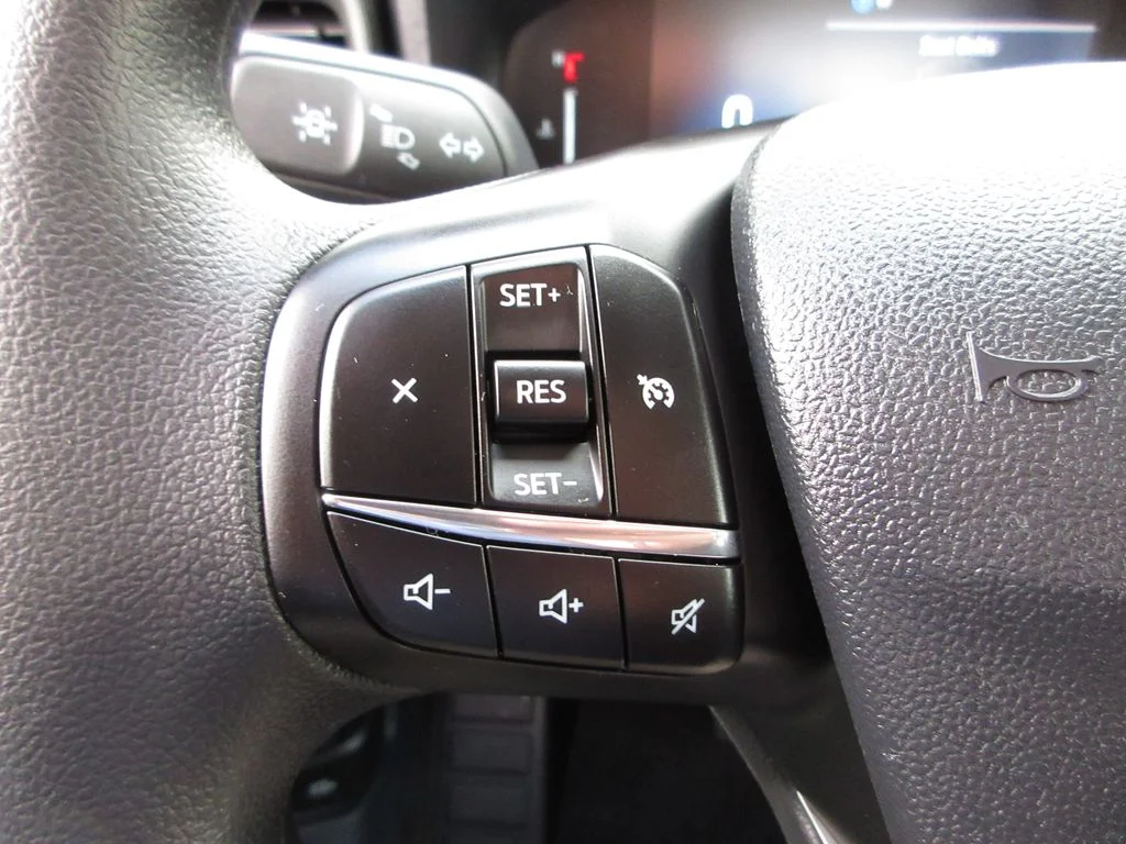 New 2026 Carbonized Gray Metallic Ford XLT image 15