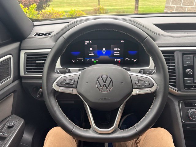 Used 2023 Pyrite Silver Metallic Volkswagen 2.0T SE image 17