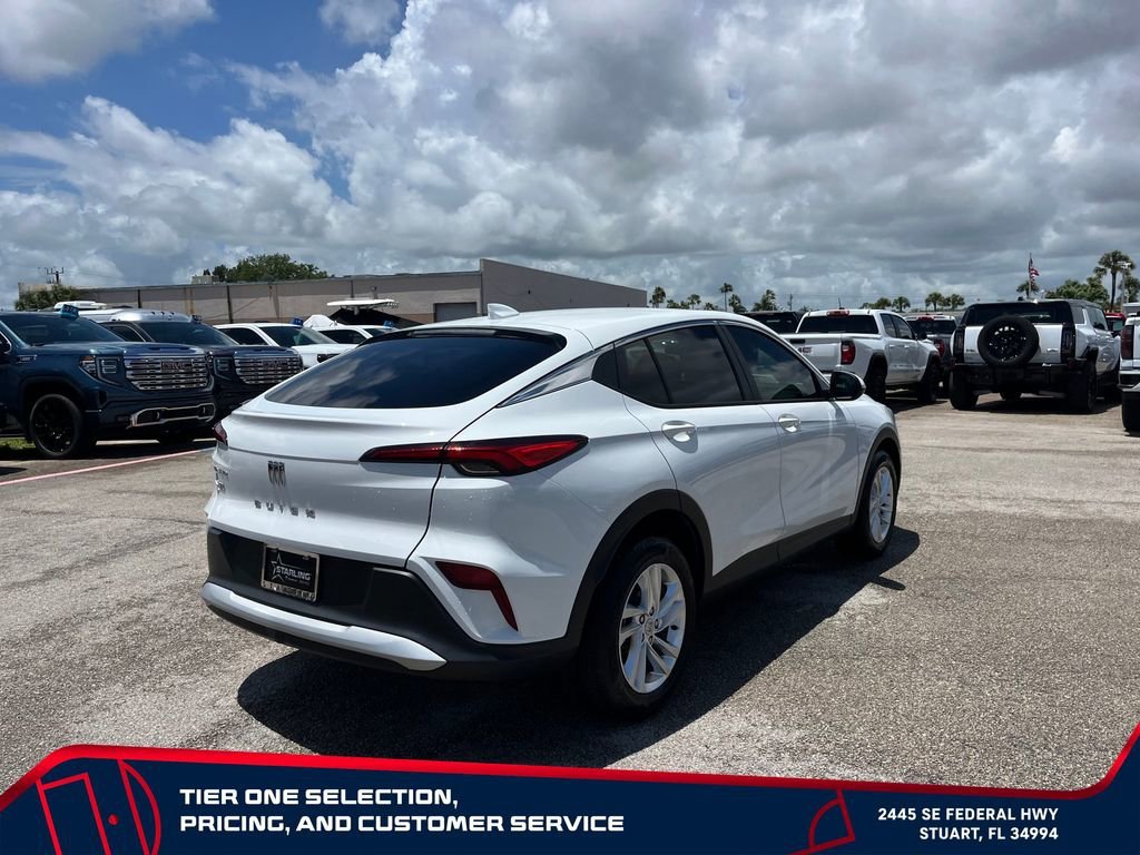 Used 2025 Summit White Buick Preferred image 7
