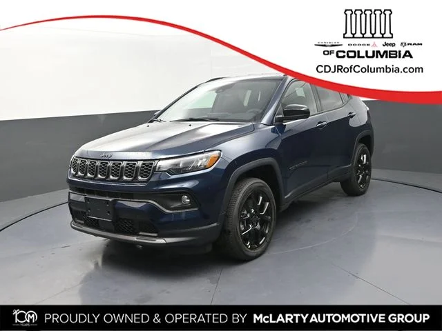 New 2026 Fathom Blue Pearl-Coat Exterior Paint Jeep Latitude image 1