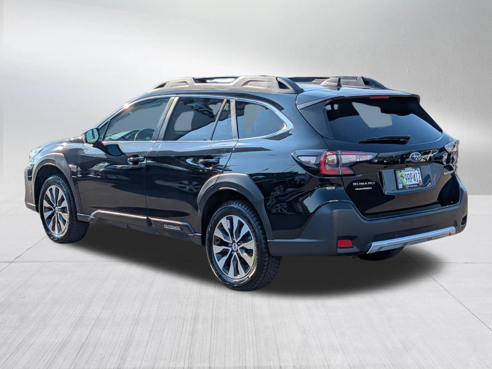 Used 2023 Crystal Black Silica Subaru Limited image 5
