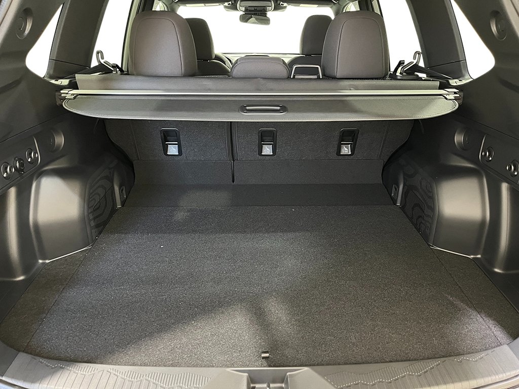 New 2026 AUTUMN GREEN METALLIC Subaru Premium image 25