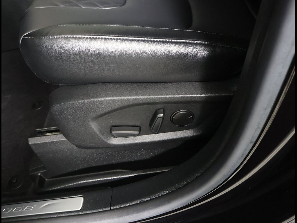 Used 2023 Agate Black Ford Titanium image 9