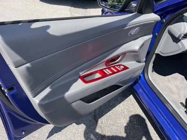 Used 2023 Blue Hyundai SEL image 18
