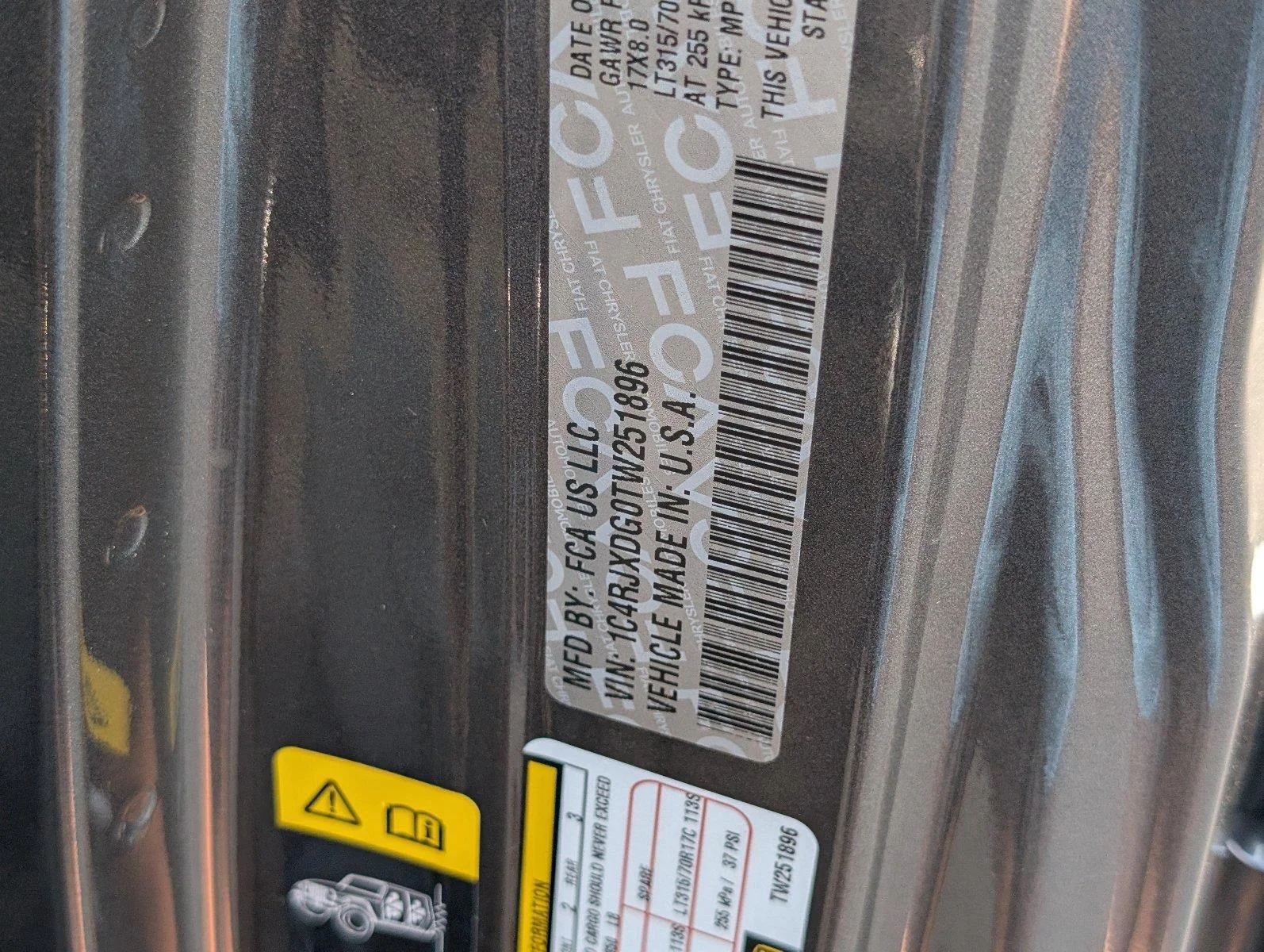 Used 2026 Granite Crystal Metallic Clearcoat Jeep Willys image 16