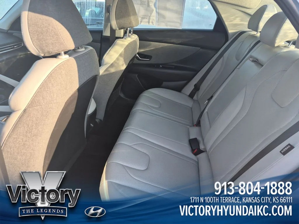 Used 2024 White Hyundai Limited image 25