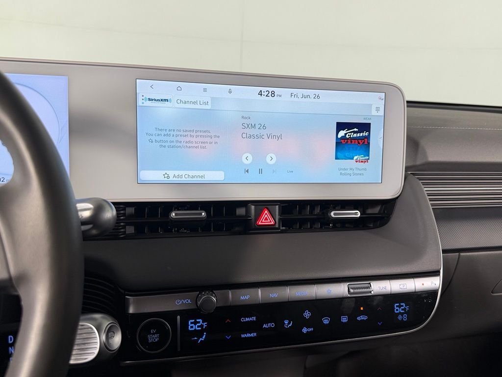 Used 2024 Abyss Black Hyundai Limited image 18