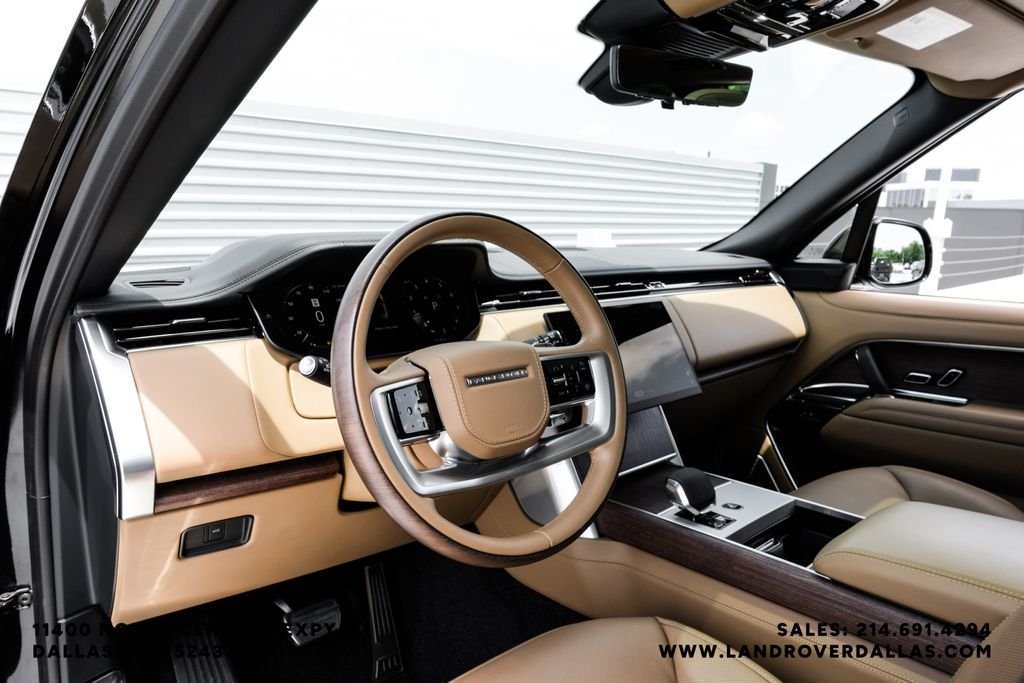 Used 2024 Black Land Rover Autobiography image 2