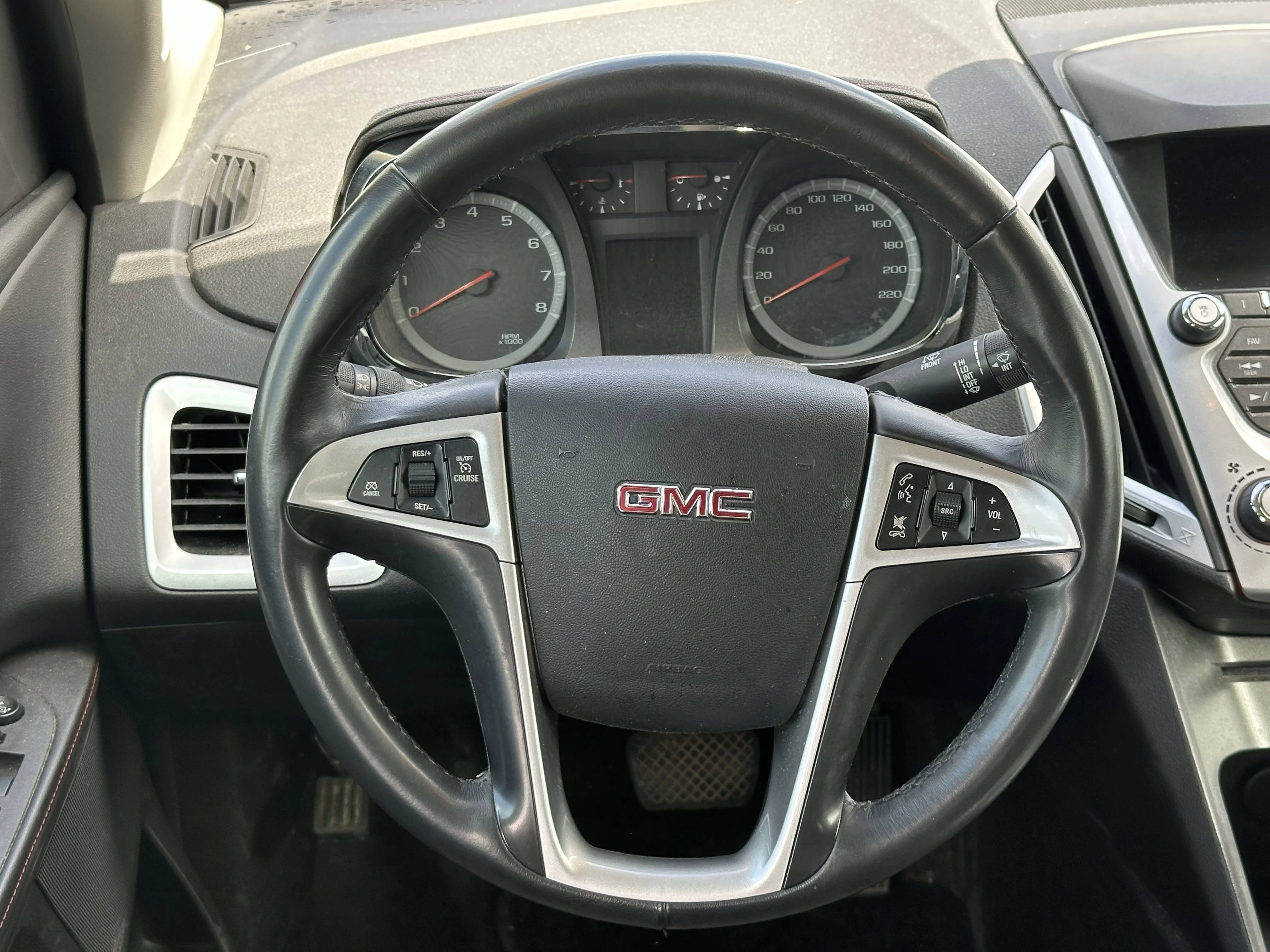 Used 2014 Red GMC SLE image 11