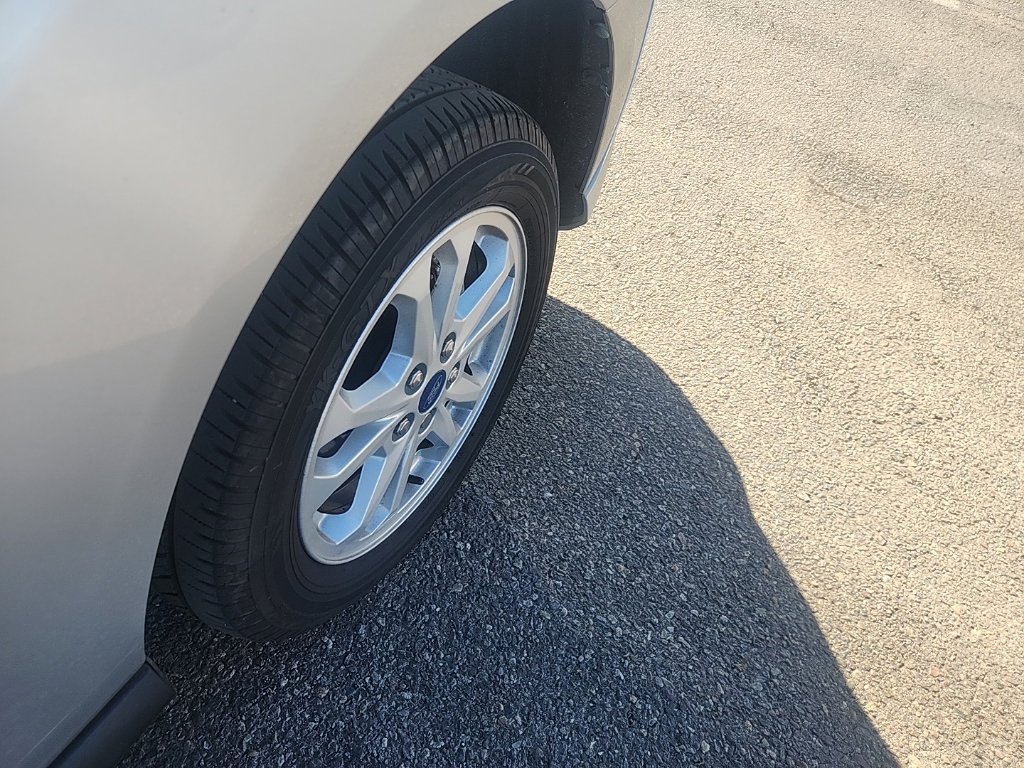 Used 2022 Silver Metallic Ford XLT image 8