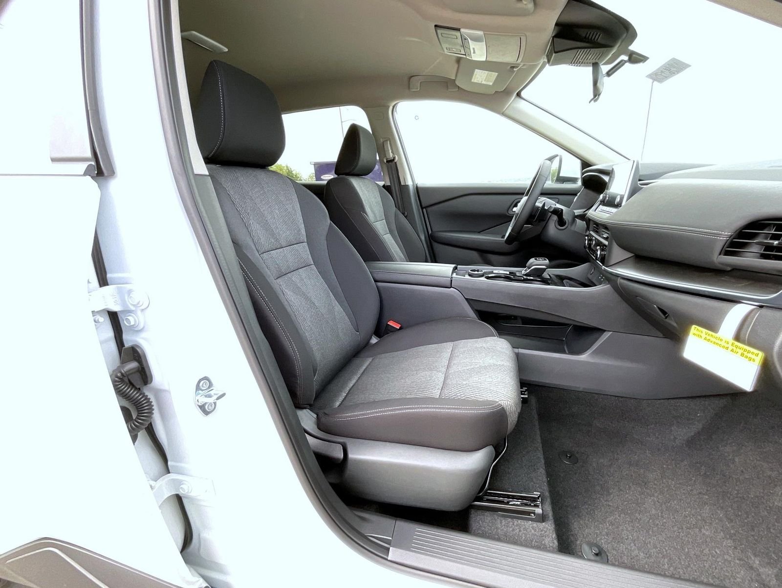 New 2026 Everest White Pearl TriCoat Nissan SV image 16
