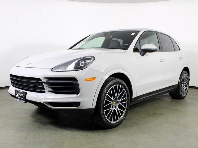 2023 Porsche Cayenne Platinum Edition's photo