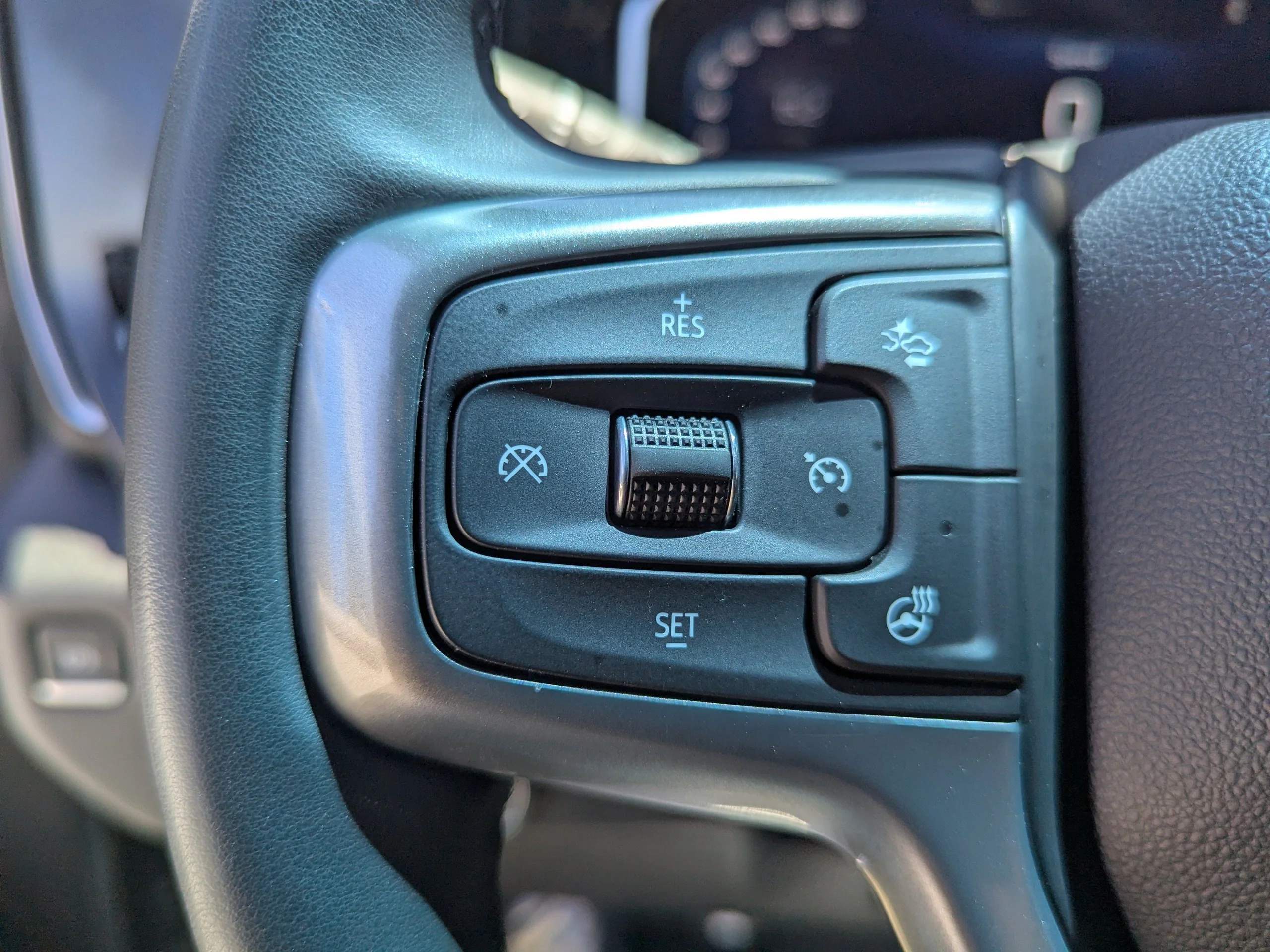 2024 Chevrolet Silverado 1500 LT - Photo 15