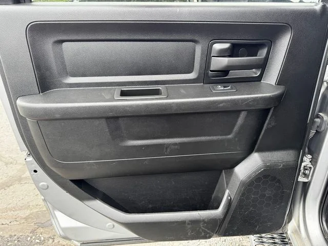 Used 2022 Silver Ram Tradesman image 17