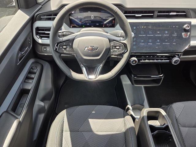 New 2027 Sterling Grey Metallic Chevrolet LT image 11
