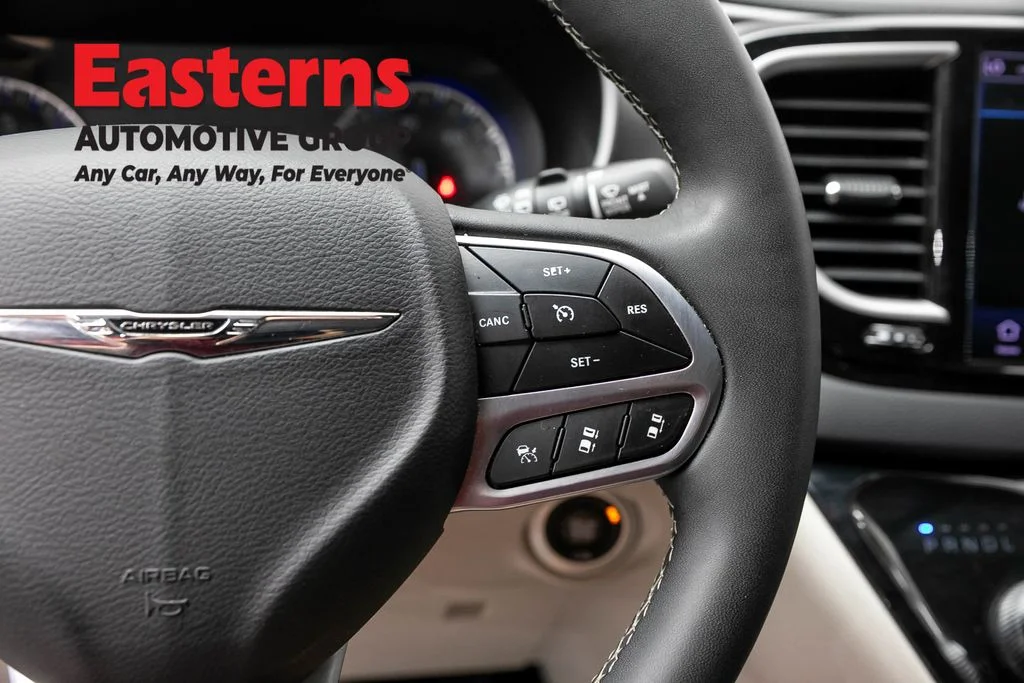 Used 2023 White Chrysler Touring L image 16