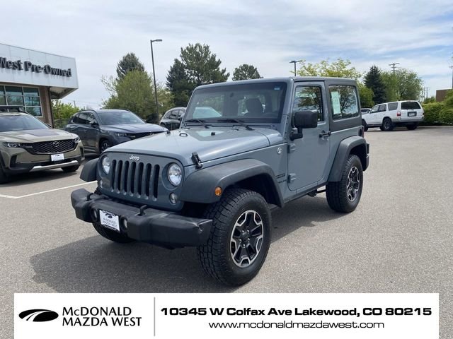 Used 2015 Gray Jeep Sport image 9