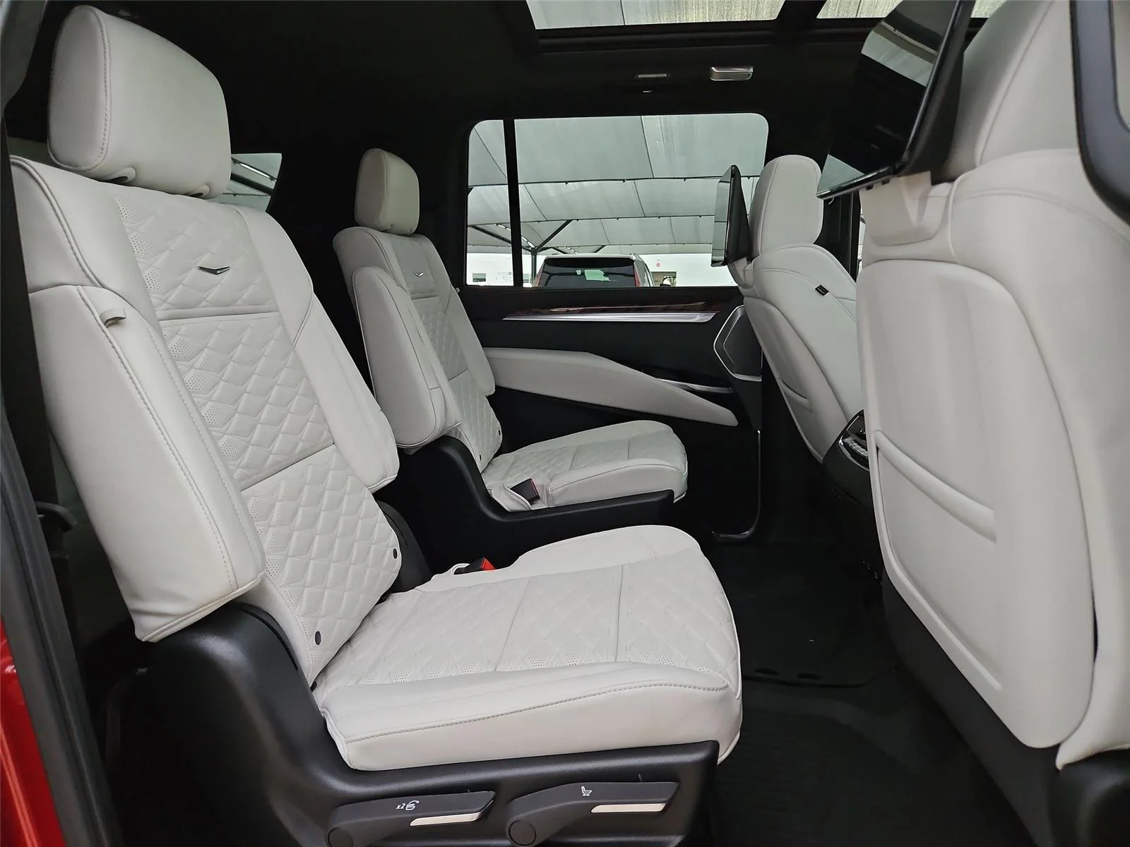 2026 Cadillac Escalade ESV Platinum Sport - Photo 30