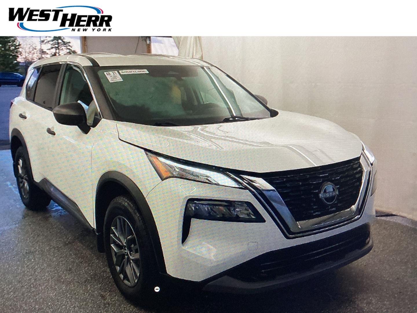 Used 2023 Glacier White Nissan S image 1
