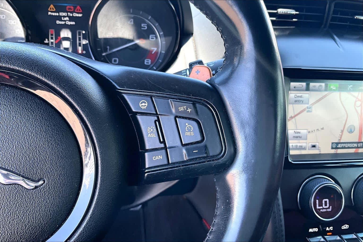 Used 2015 BLACK Jaguar V6 S image 19
