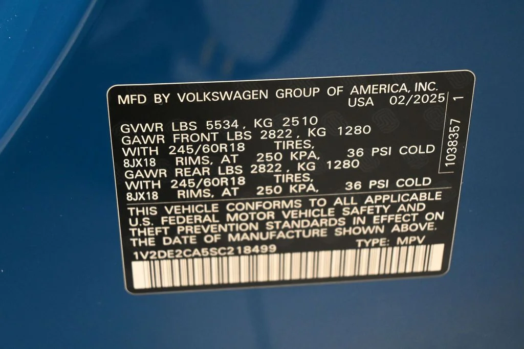 Used 2025 Blue Metallic Volkswagen 2.0T SE image 16