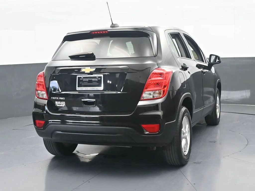 Used 2022 Mosaic Black Metallic Chevrolet LS image 4