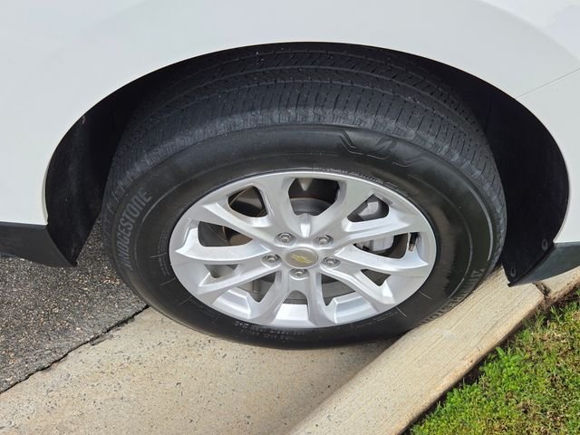 Used 2021 White Chevrolet LS image 16