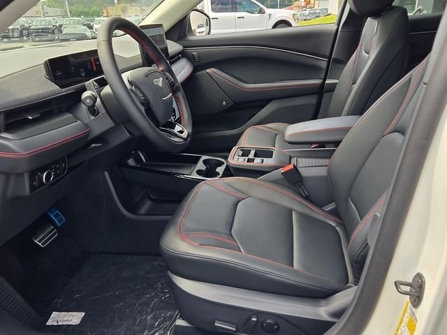 New 2026 Star White Metallic Tri-coat Ford Premium image 11