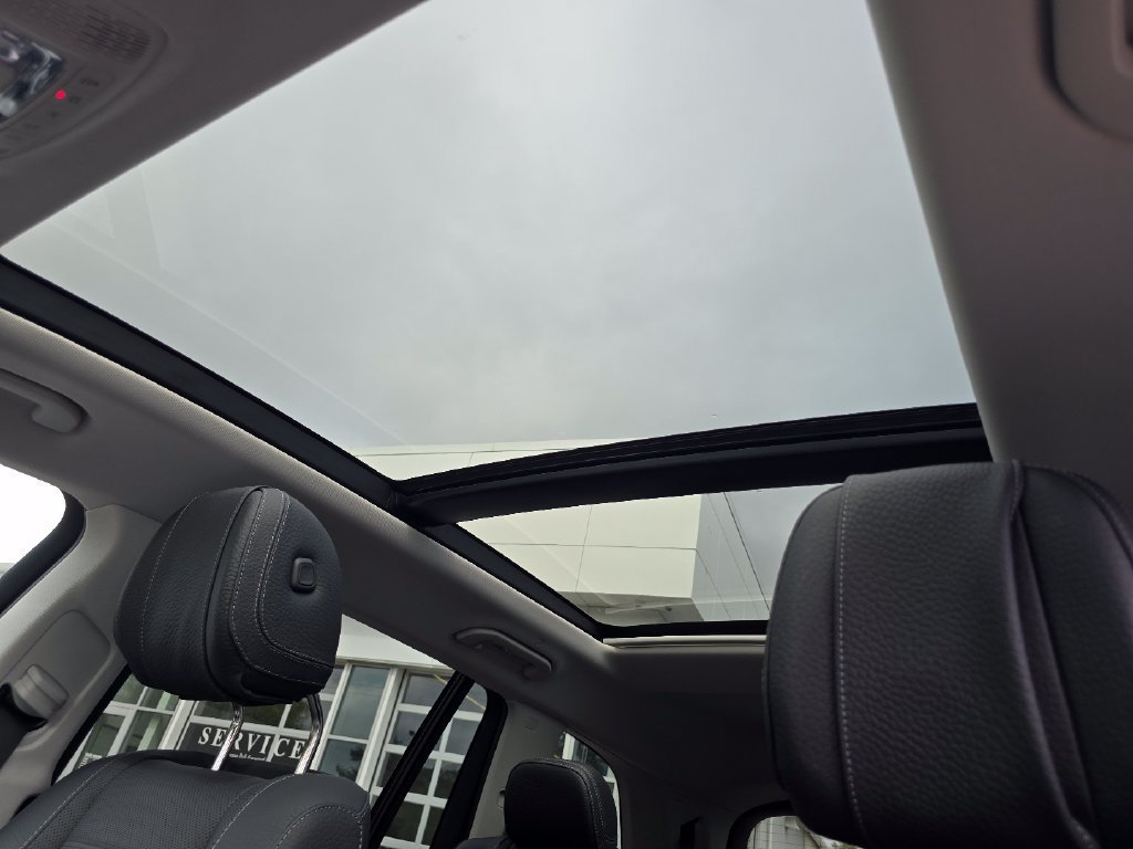 New 2026 Selenite Grey Metallic Mercedes-Benz GLS 450 image 47